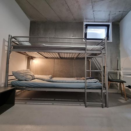 Industrialna Piwnica Hostel Gdaňsk Pokoj fotografie